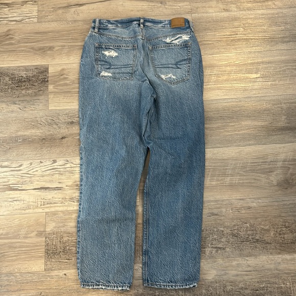 American Eagle Ripped Mom Jeans - Picture 5 of 8